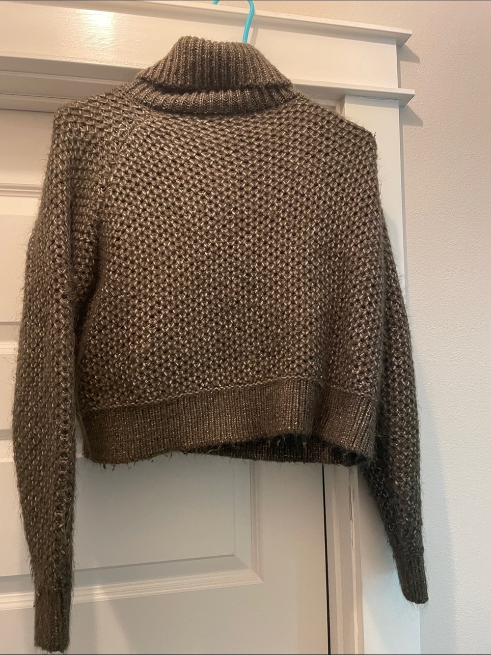 Zenana Outfitters Cropped Olive Green Turtleneck Sweater